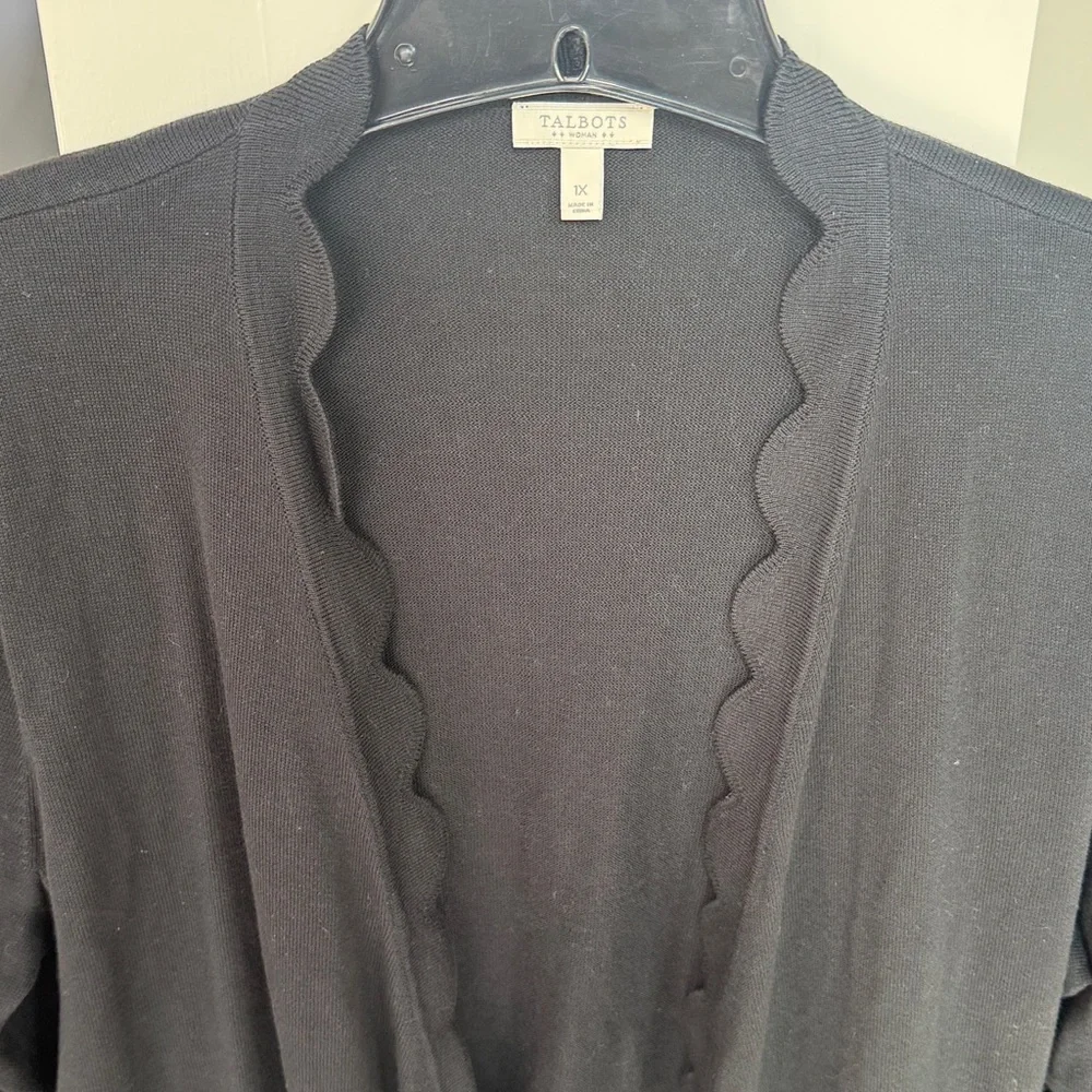 Talbots NWOT Black Scallop-Edge Open Cardigan 1X - Picture 2 of 8